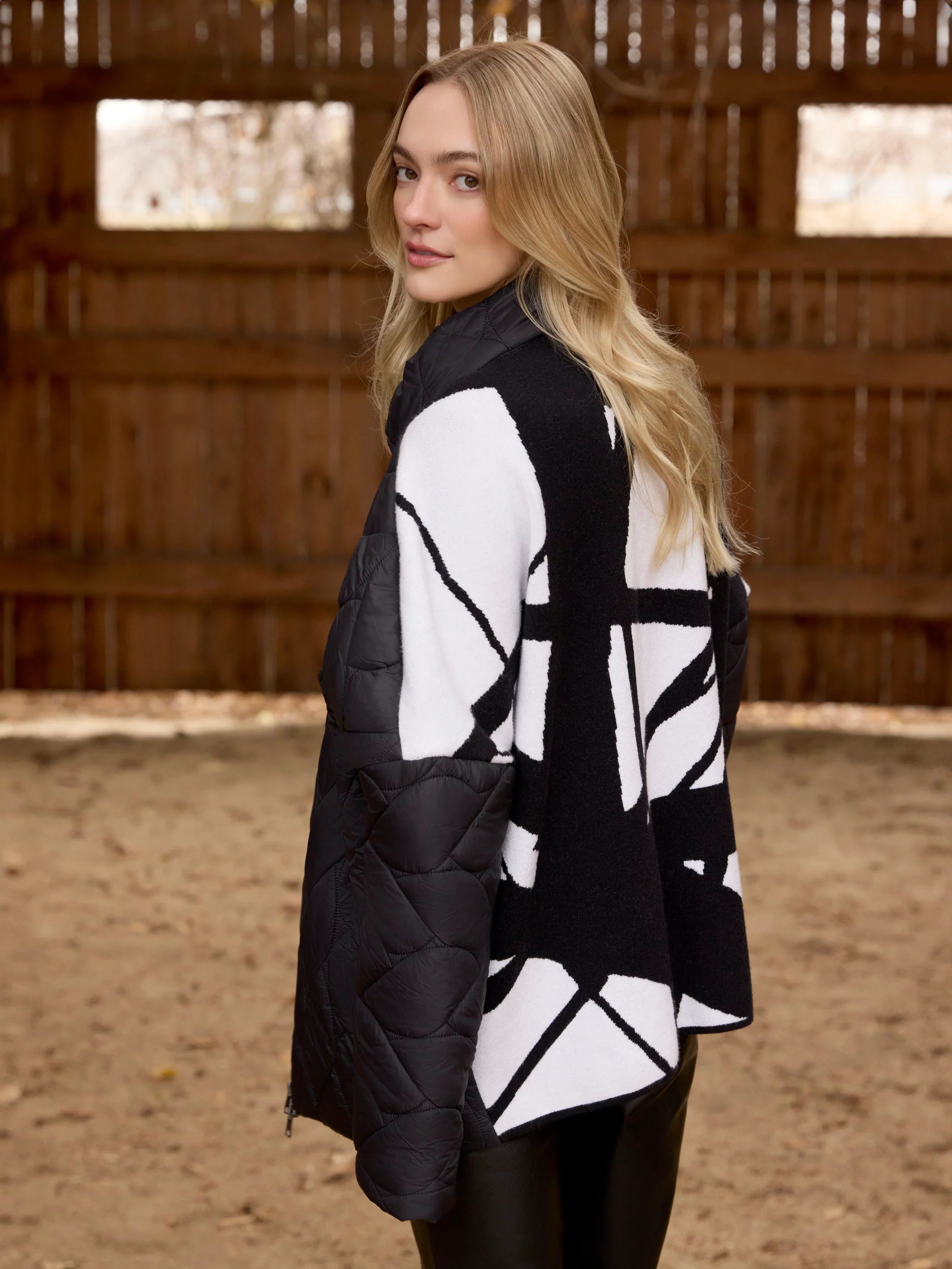 Jacquard Quilted Puffer Jacket - Black/Cream